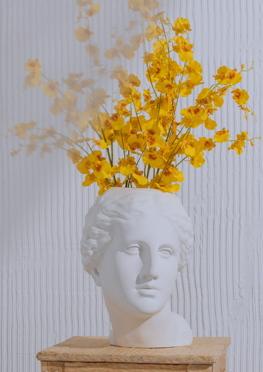 'Venus do Milo' Vase